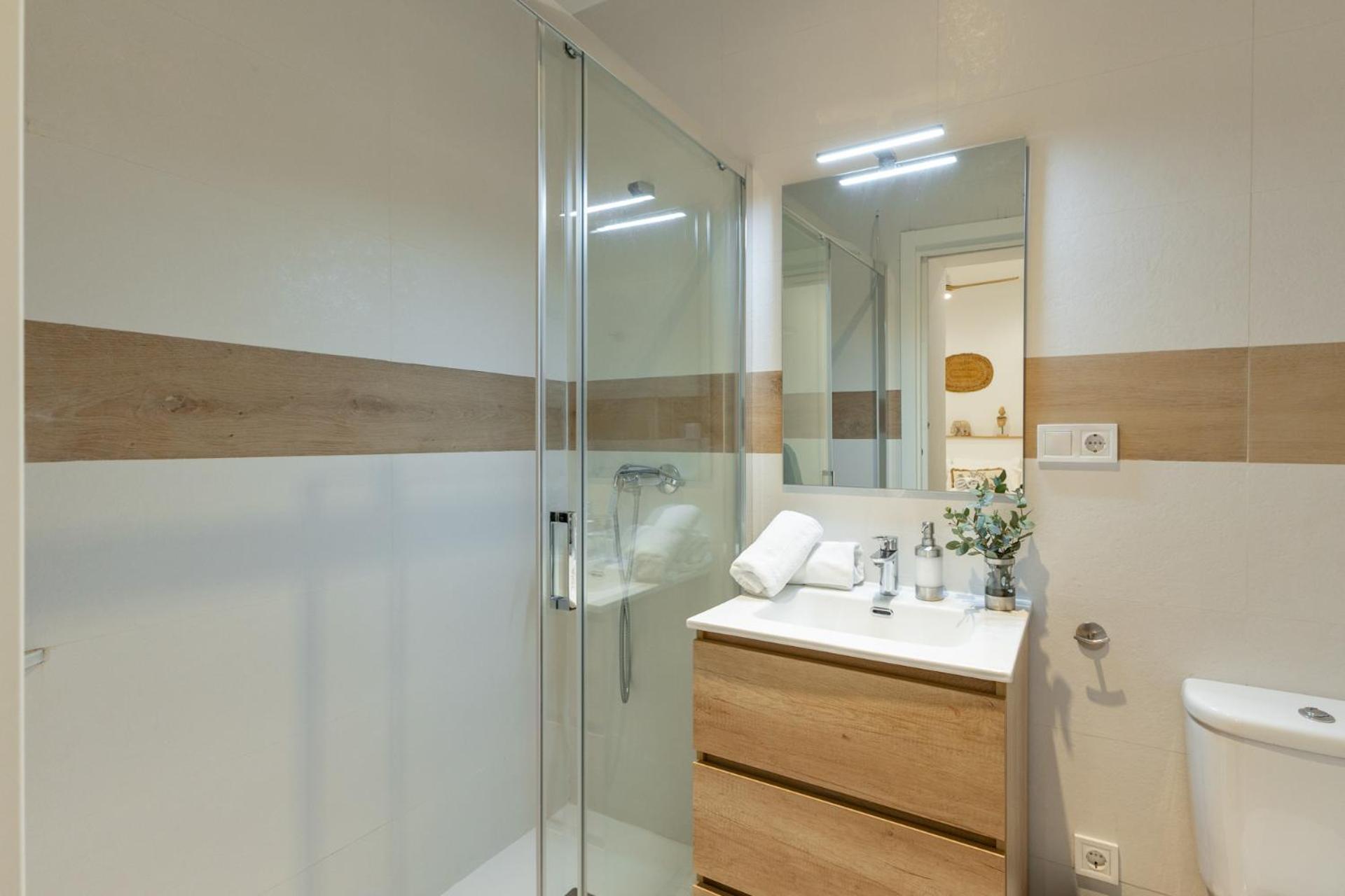 Isg Apartments Triana Estudio 2 Севилья Экстерьер фото