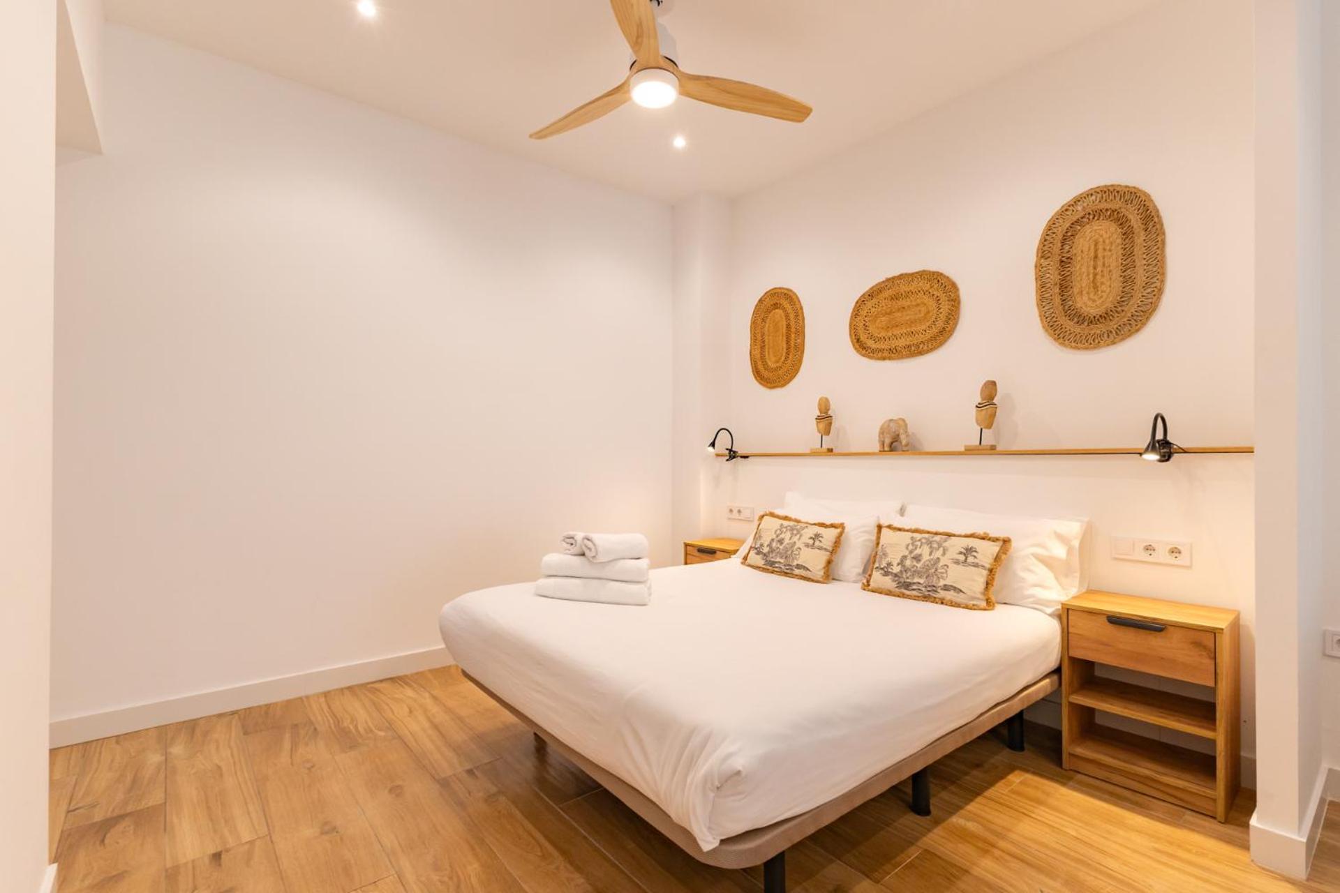 Isg Apartments Triana Estudio 2 Севилья Экстерьер фото
