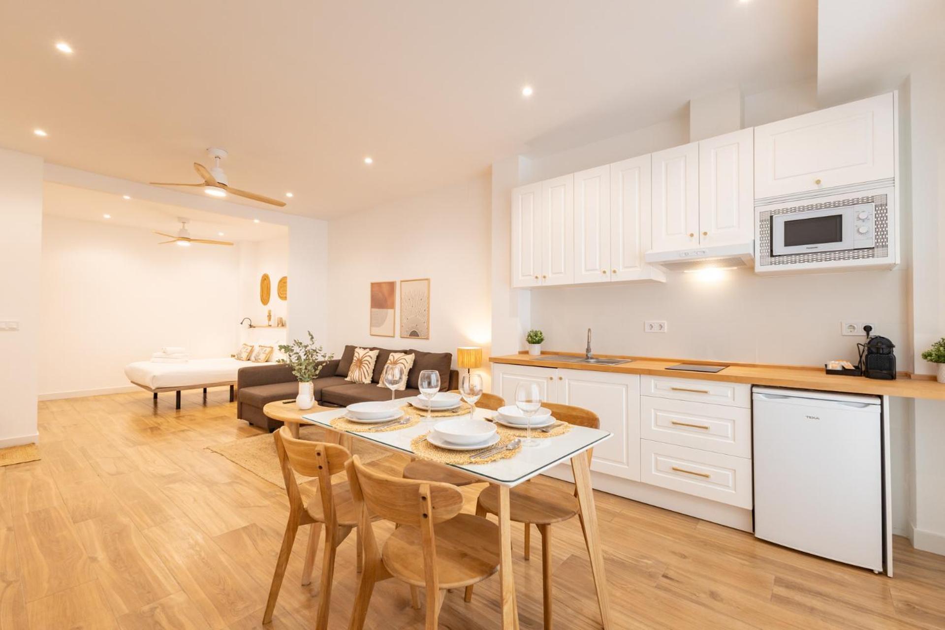 Isg Apartments Triana Estudio 2 Севилья Экстерьер фото